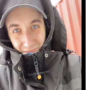 Meet your Posher, Carl